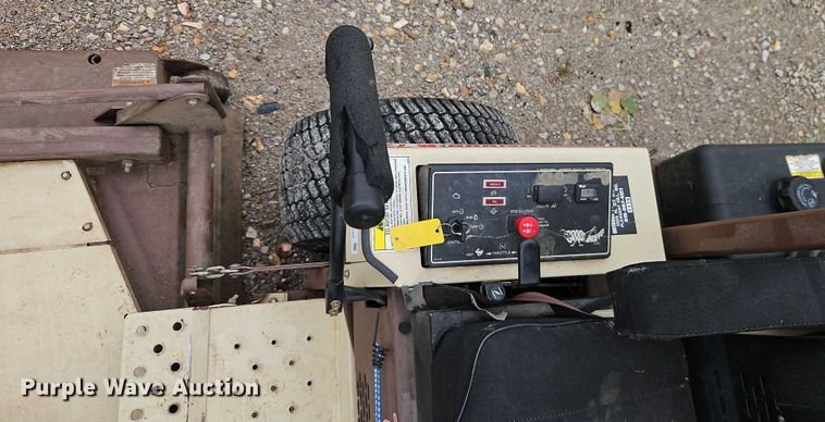 image for item EO4681 Grasshopper 735 Lawn Mower