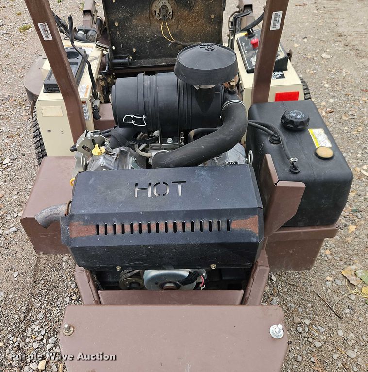 image for item EO4681 Grasshopper 735 Lawn Mower