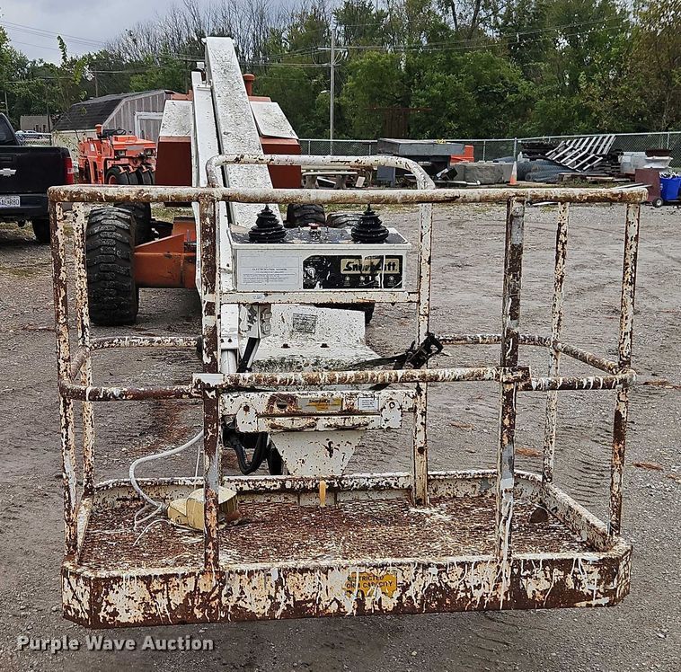 image for item EO4683 Snorkelift TB60 boom lift