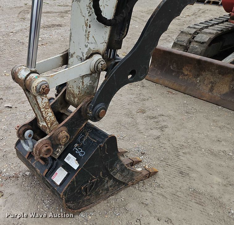 image for item EO4684 2004 Takeuchi TB145 mini excavator