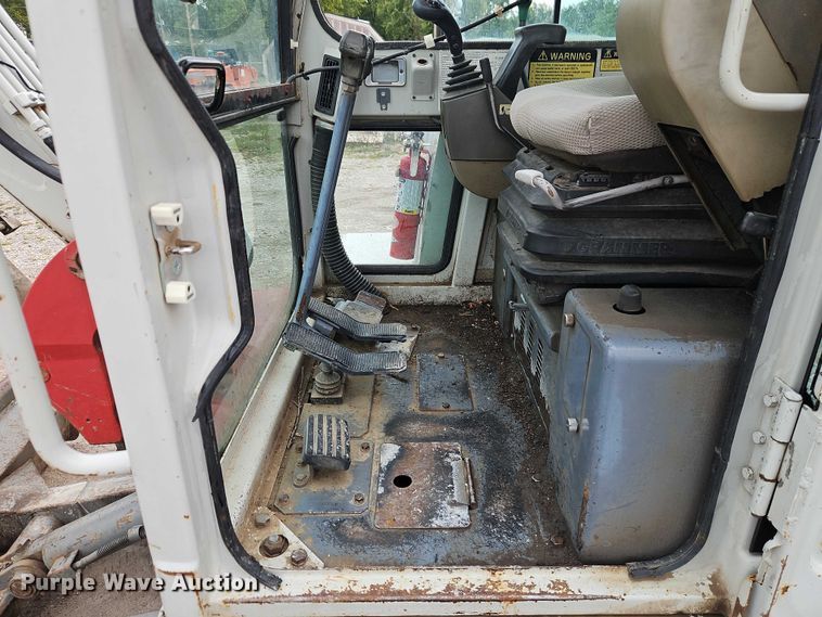 image for item EO4684 2004 Takeuchi TB145 mini excavator