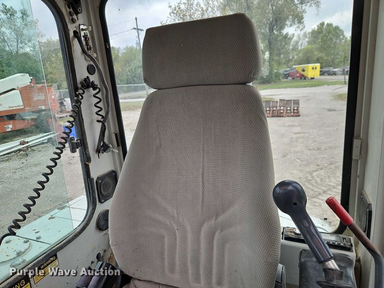 image for item EO4684 2004 Takeuchi TB145 mini excavator