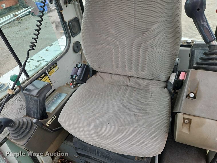 image for item EO4684 2004 Takeuchi TB145 mini excavator