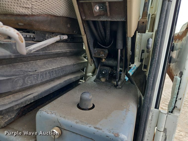 image for item EO4684 2004 Takeuchi TB145 mini excavator