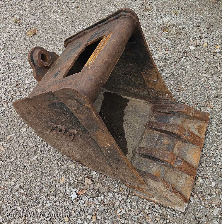 image for item EO4684 2004 Takeuchi TB145 mini excavator