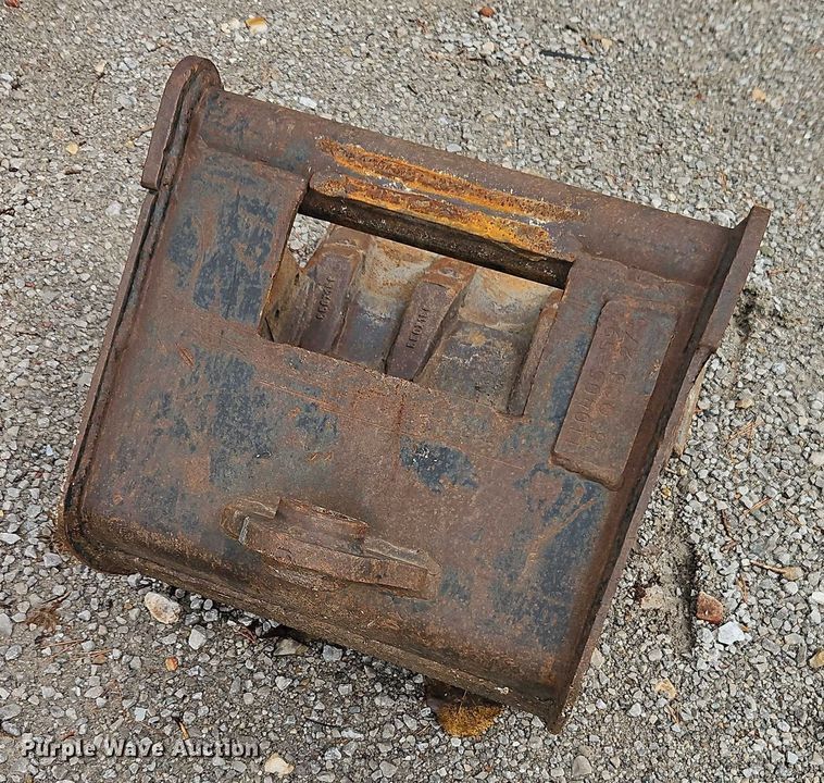 image for item EO4684 2004 Takeuchi TB145 mini excavator