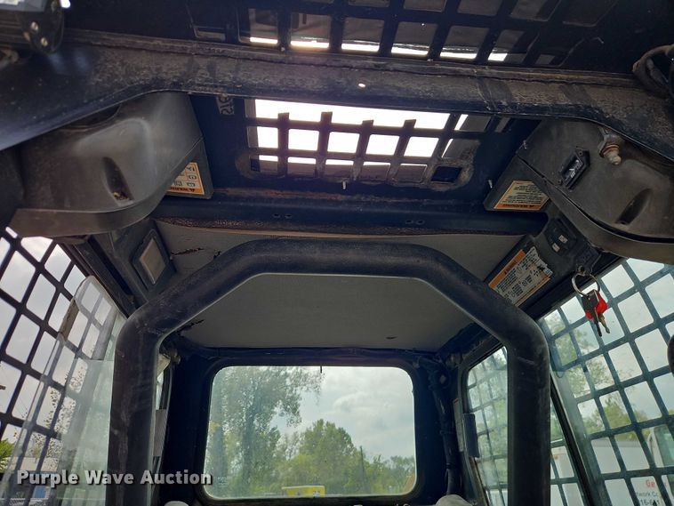 image for item EO4685 2004 Caterpillar 236 skid steer loader