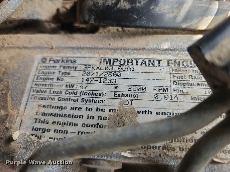 image for item EO4685 2004 Caterpillar 236 skid steer loader