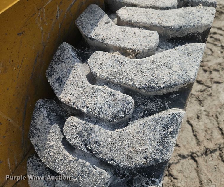 image for item EO4685 2004 Caterpillar 236 skid steer loader