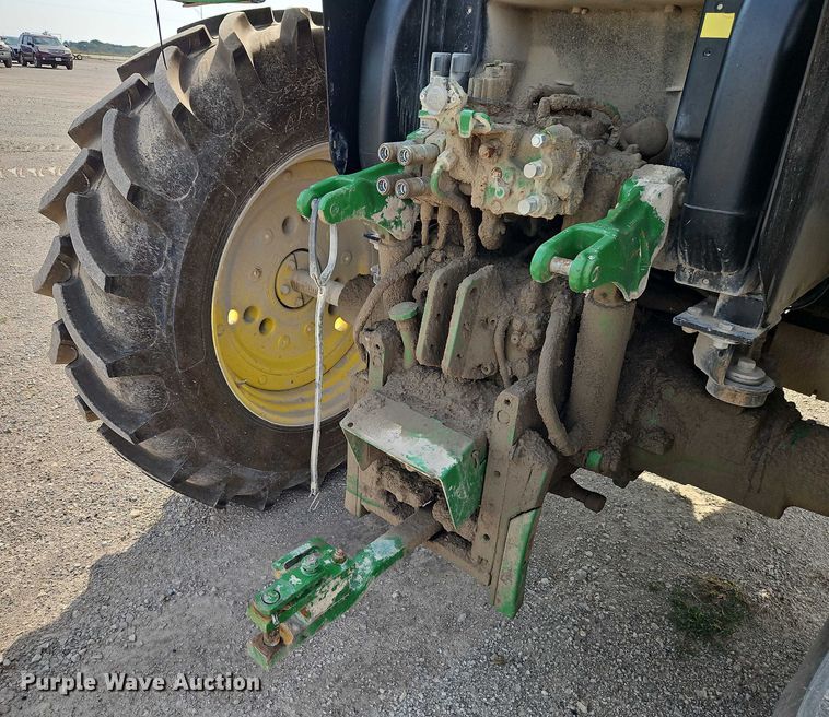 image for item EO4691 2013 John Deere 6115R MFWD tractor