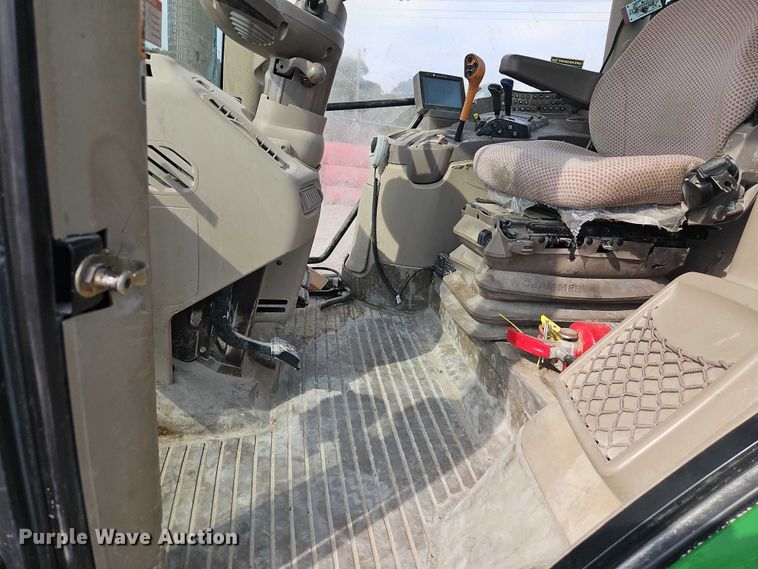 image for item EO4691 2013 John Deere 6115R MFWD tractor