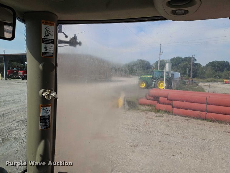 image for item EO4691 2013 John Deere 6115R MFWD tractor