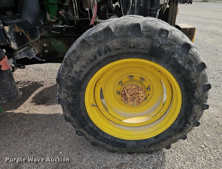 image for item EO4691 2013 John Deere 6115R MFWD tractor