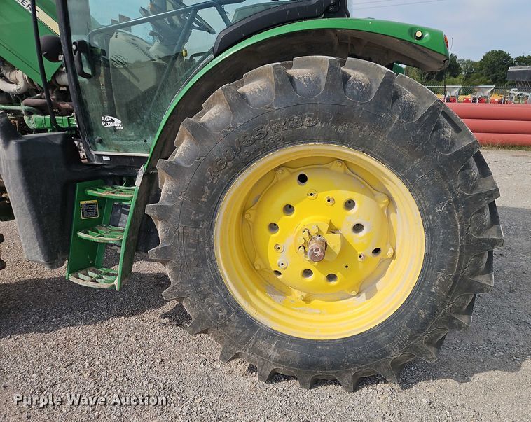 image for item EO4691 2013 John Deere 6115R MFWD tractor