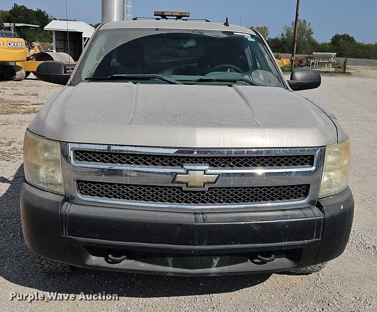 image for item EO4692 2008 Chevrolet Silverado 1500 Ext. Cab pickup truck