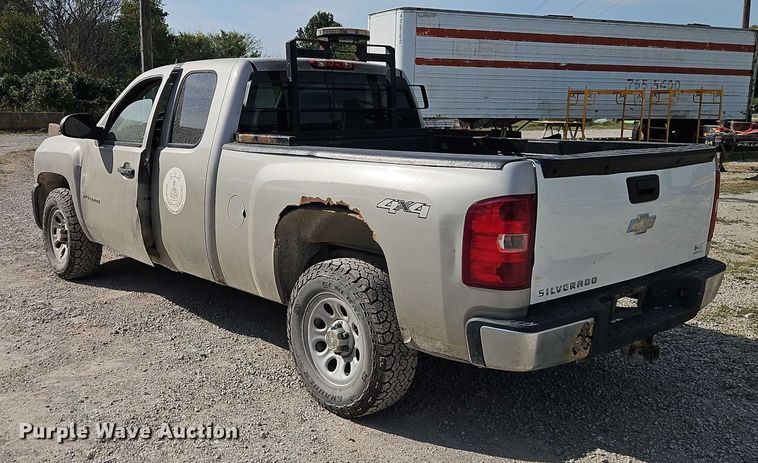 image for item EO4692 2008 Chevrolet Silverado 1500 Ext. Cab pickup truck
