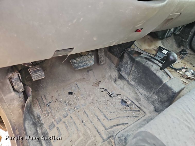 image for item EO4692 2008 Chevrolet Silverado 1500 Ext. Cab pickup truck