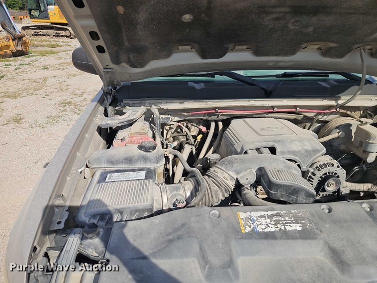 image for item EO4692 2008 Chevrolet Silverado 1500 Ext. Cab pickup truck