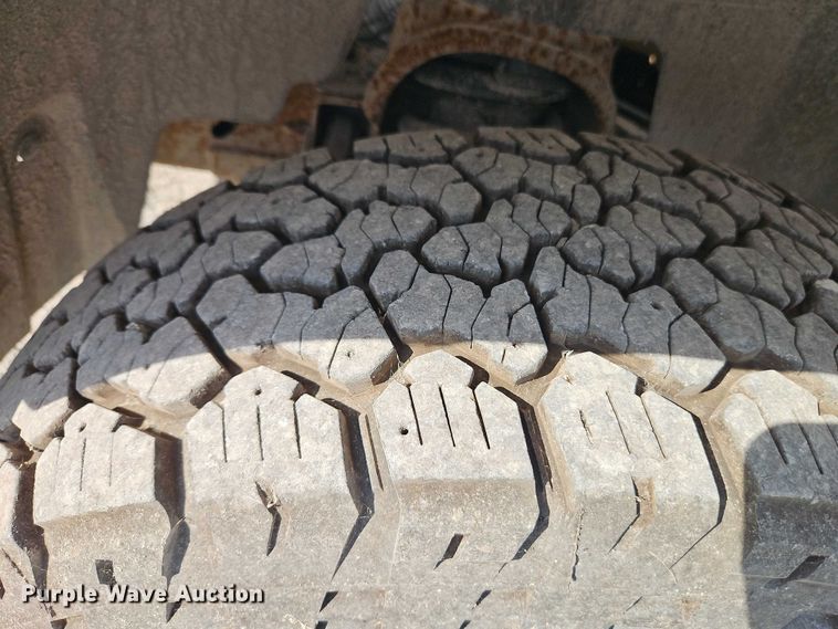 image for item EO4692 2008 Chevrolet Silverado 1500 Ext. Cab pickup truck