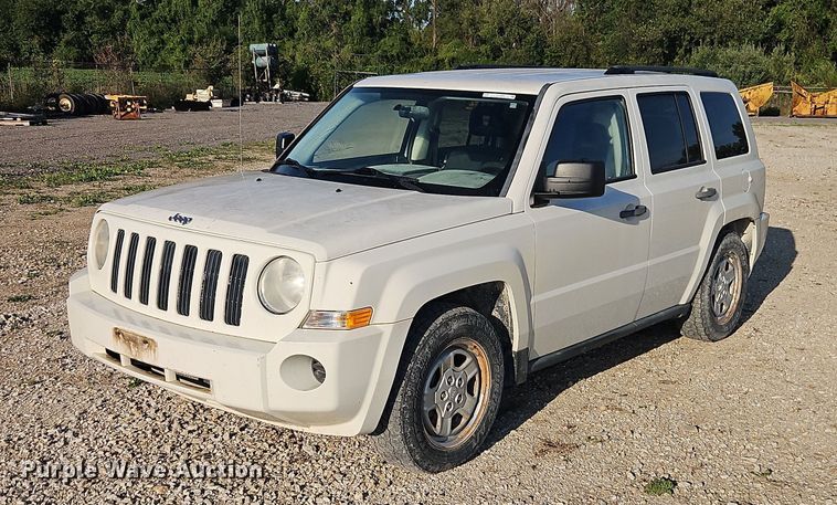 image for item EO4693 2008 Jeep Patriot SUV