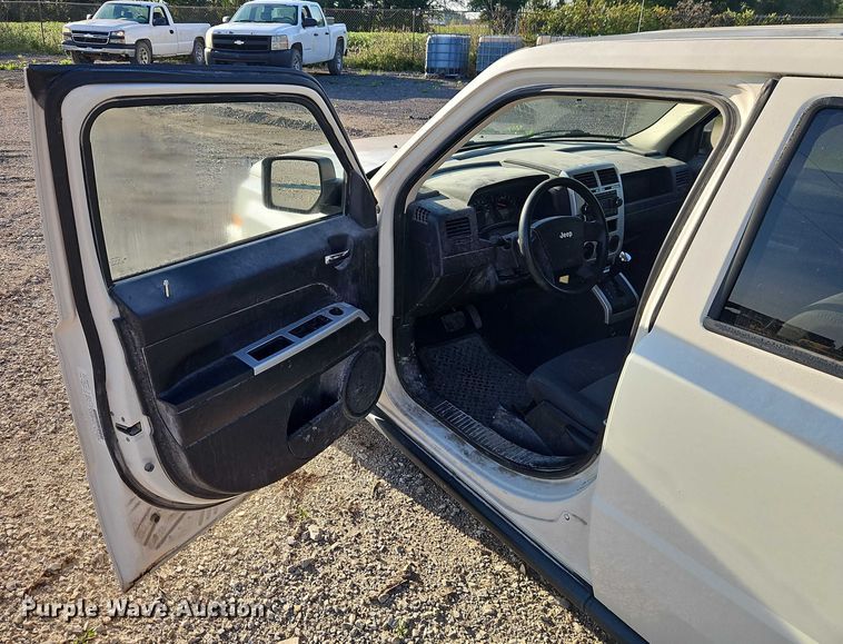 image for item EO4693 2008 Jeep Patriot SUV