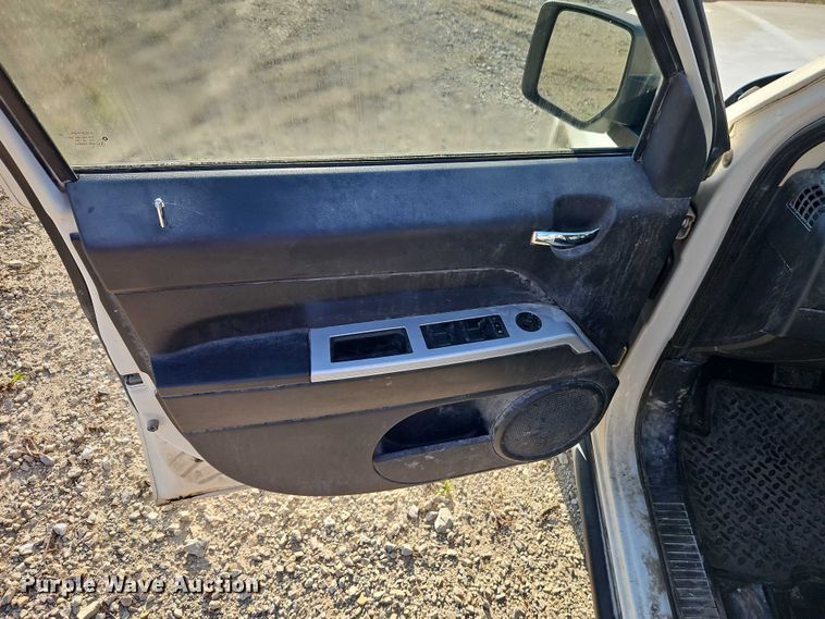 image for item EO4693 2008 Jeep Patriot SUV