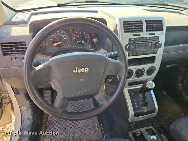 image for item EO4693 2008 Jeep Patriot SUV
