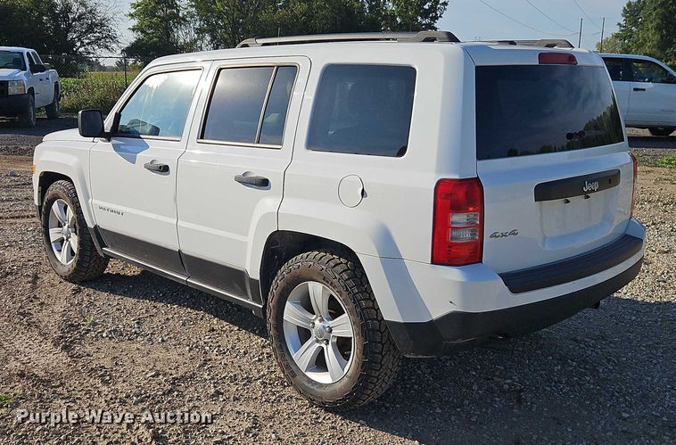 image for item EO4694 2016 Jeep Patriot SUV