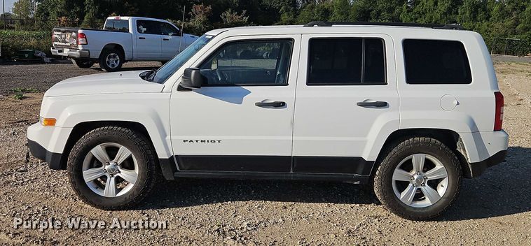 image for item EO4694 2016 Jeep Patriot SUV