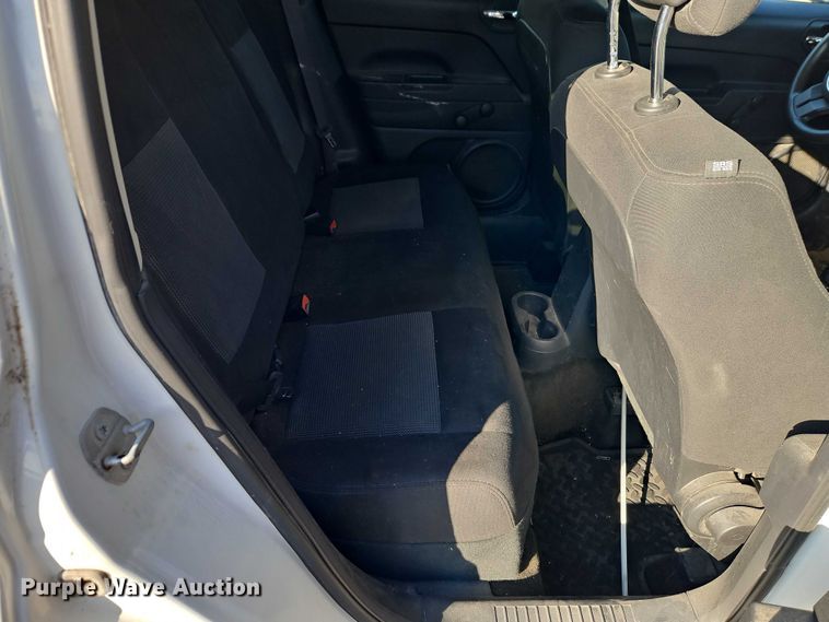 image for item EO4694 2016 Jeep Patriot SUV