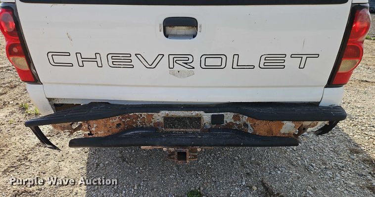 image for item EO4695 2006 Chevrolet Silverado 1500 pickup truck