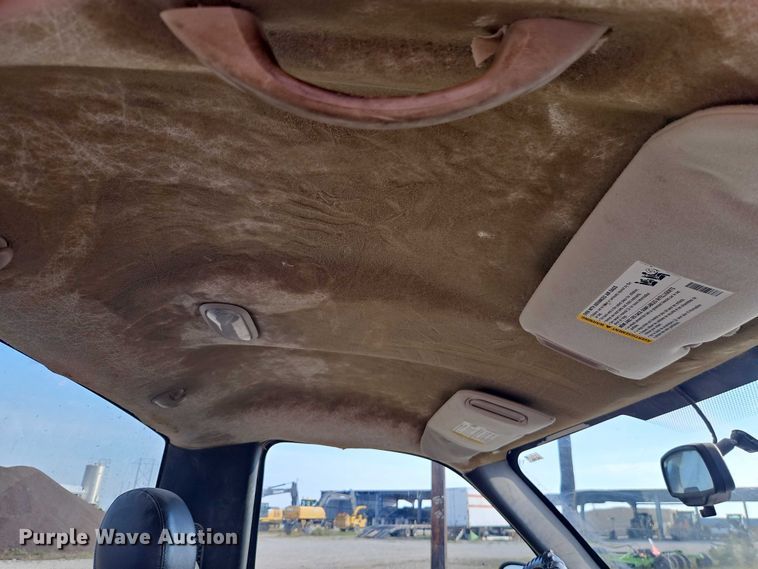 image for item EO4695 2006 Chevrolet Silverado 1500 pickup truck