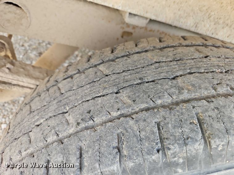 image for item EO4695 2006 Chevrolet Silverado 1500 pickup truck