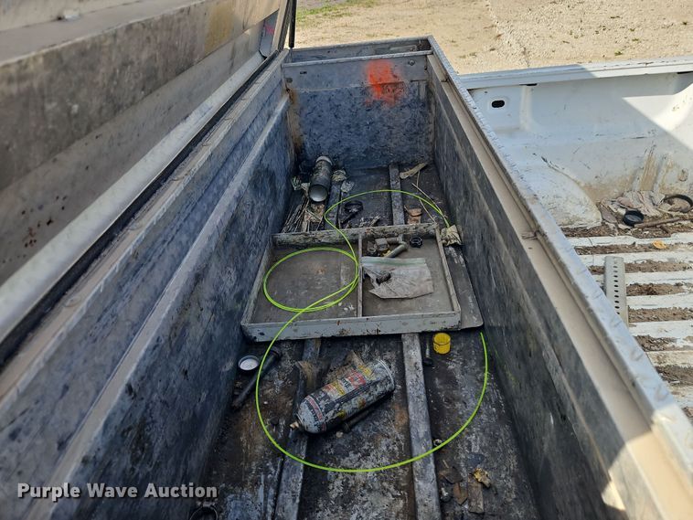 image for item EO4696 2008 Chevrolet Silverado 1500 Crew Cab pickup truck