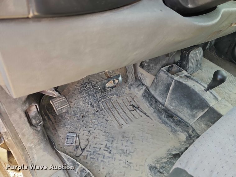 image for item EO4696 2008 Chevrolet Silverado 1500 Crew Cab pickup truck