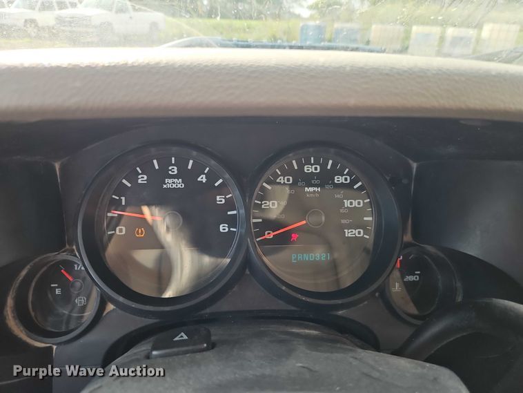 image for item EO4696 2008 Chevrolet Silverado 1500 Crew Cab pickup truck