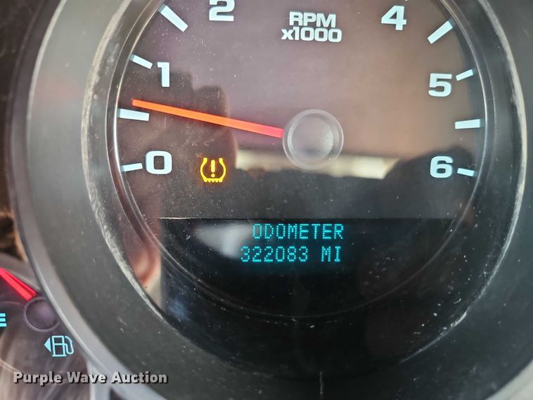 image for item EO4696 2008 Chevrolet Silverado 1500 Crew Cab pickup truck