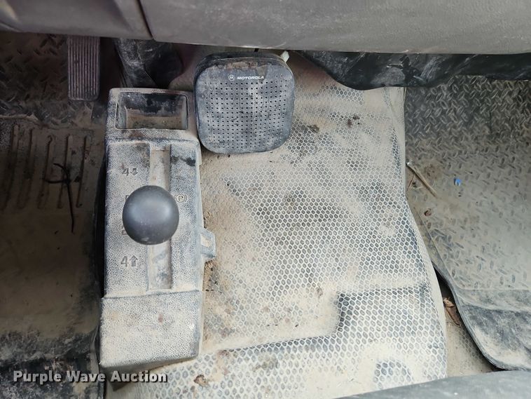 image for item EO4696 2008 Chevrolet Silverado 1500 Crew Cab pickup truck