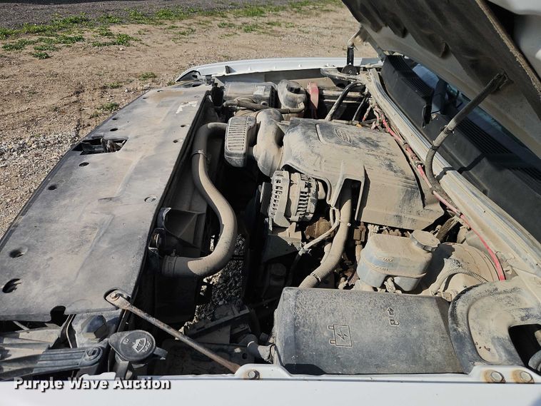 image for item EO4696 2008 Chevrolet Silverado 1500 Crew Cab pickup truck