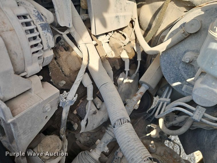 image for item EO4696 2008 Chevrolet Silverado 1500 Crew Cab pickup truck