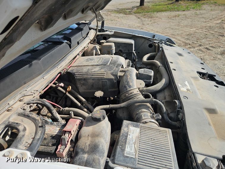 image for item EO4696 2008 Chevrolet Silverado 1500 Crew Cab pickup truck