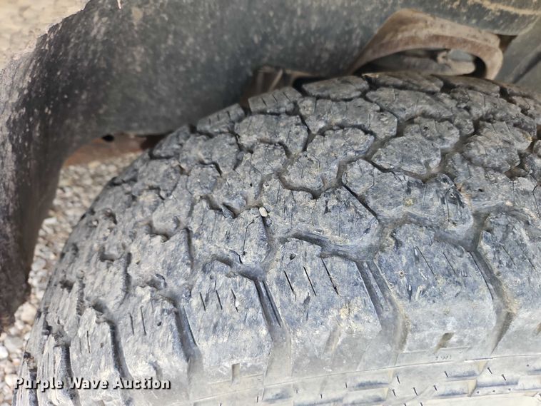 image for item EO4696 2008 Chevrolet Silverado 1500 Crew Cab pickup truck