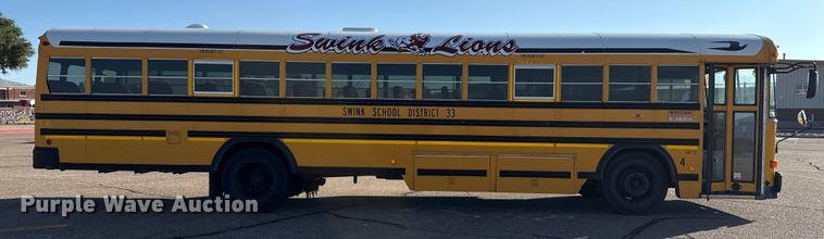 image for item EP0679 2003 Blue Bird school bus