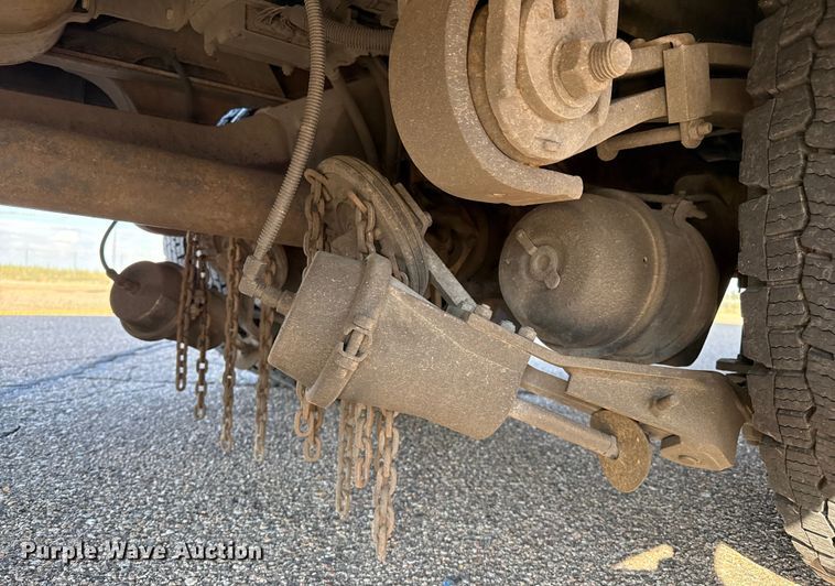 image for item EP0679 2003 Blue Bird school bus