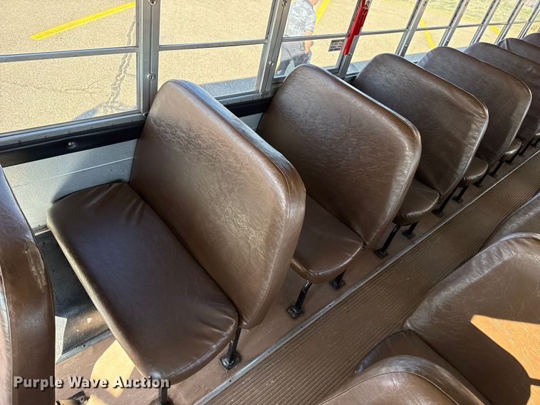 image for item EP0679 2003 Blue Bird school bus