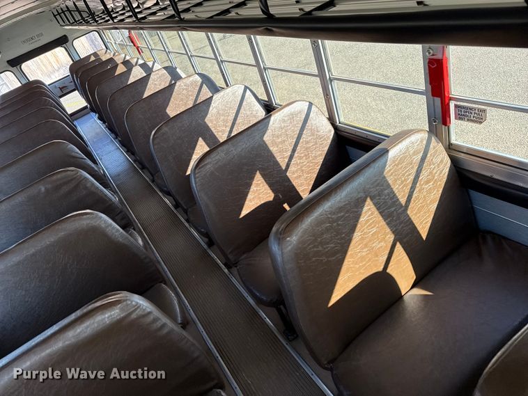 image for item EP0679 2003 Blue Bird school bus