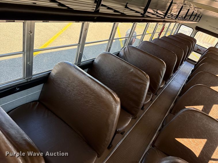 image for item EP0679 2003 Blue Bird school bus