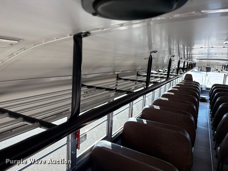 image for item EP0679 2003 Blue Bird school bus