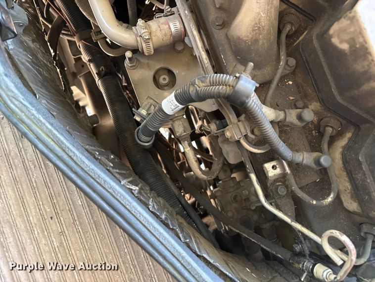 image for item EP0679 2003 Blue Bird school bus