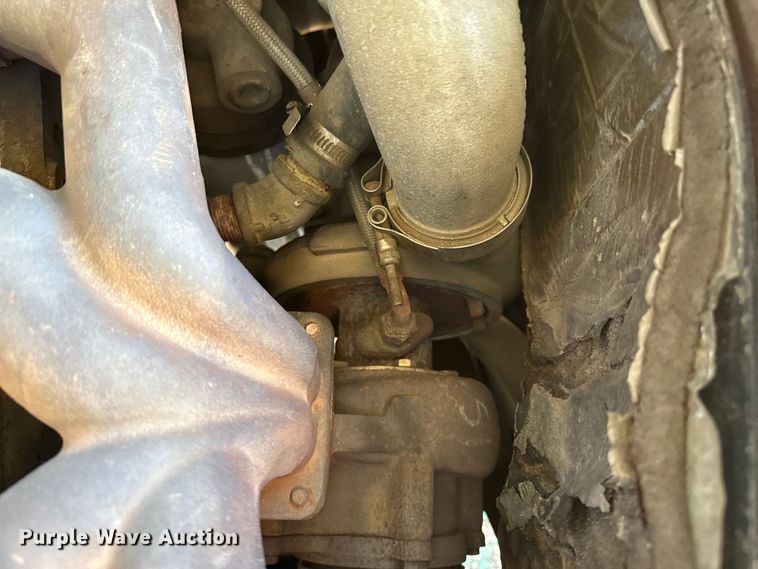 image for item EP0679 2003 Blue Bird school bus